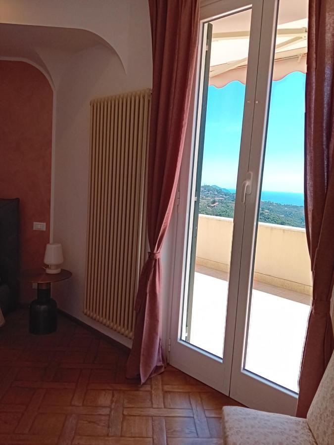B&B Villa Bianca Leivi Bagian luar foto