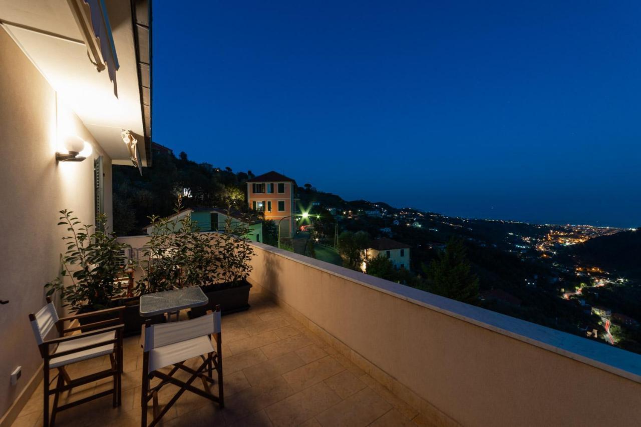 B&B Villa Bianca Leivi Bagian luar foto