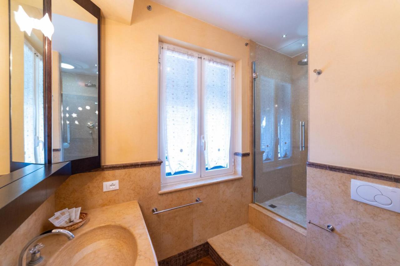 B&B Villa Bianca Leivi Bagian luar foto