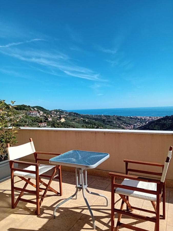 B&B Villa Bianca Leivi Bagian luar foto